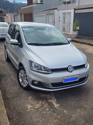 VOLKSWAGEN FOX 1.6 MSI TOTAL FLEX CONNECT 4P MANUAL VOLKSWAGEN FOX 1.6 MSI TOTAL FLEX CONNECT 4P MANUAL